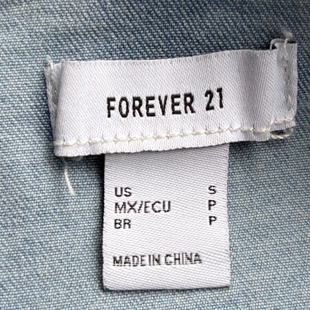 Forever 21 Light Wash Denim Button Down Mini Dress Blue Small Sleeveless 90s - Picture 3 of 10